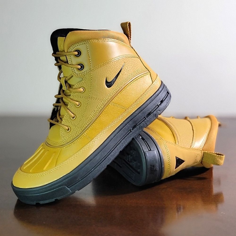 Nike ACG Woodside 2 Duck Hiking Waterproof Boots Wheat Black Size 7Y 7 New